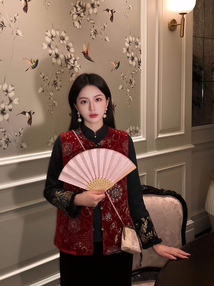 Yailla Versatile Autumn/Winter New Arrival Rich and Noble Chinese Style Heavy Embroidery Cotton Vest for Women Elegant and Versatile Sleeveless Light Luxury Vest Retro and Light Luxury Niche Design Tang Coat Suit - Image 3